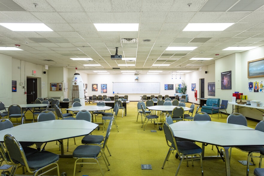 More Photos Of 1 Pari Dr, Rosman Specialty For Sale