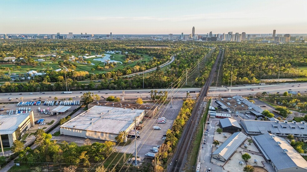 More Photos Of 6869 Old Katy Rd, Houston Flex For Lease