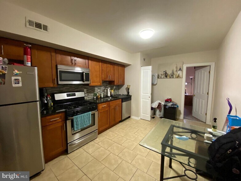 More Photos Of 1718 Snyder Ave, Philadelphia Apartments For Sale