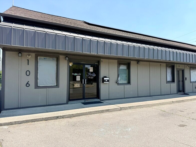 Primary Photo Of 104-106 N Hutchinson Rd, Spokane Valley Light Distribution For Sale