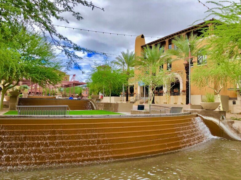 More Photos Of 7114 E Stetson Dr, Scottsdale Loft Creative Space For Lease
