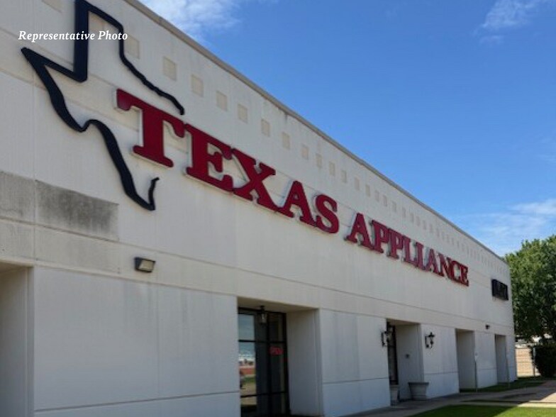 Primary Photo Of 1500 E Interstate 20, Arlington Freestanding For Sale