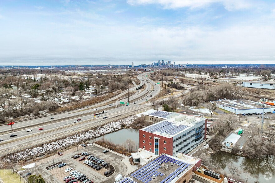 More Photos Of 2355 Highway 36 W, Roseville Coworking Space