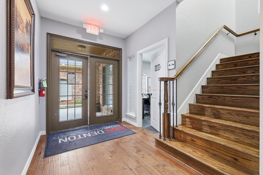 More Photos Of 2438 Lillian Miller Pky, Denton Office For Lease