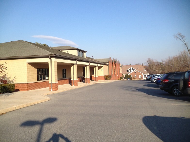 More Photos Of 217 Franklin Ave, Palmerton Medical For Lease