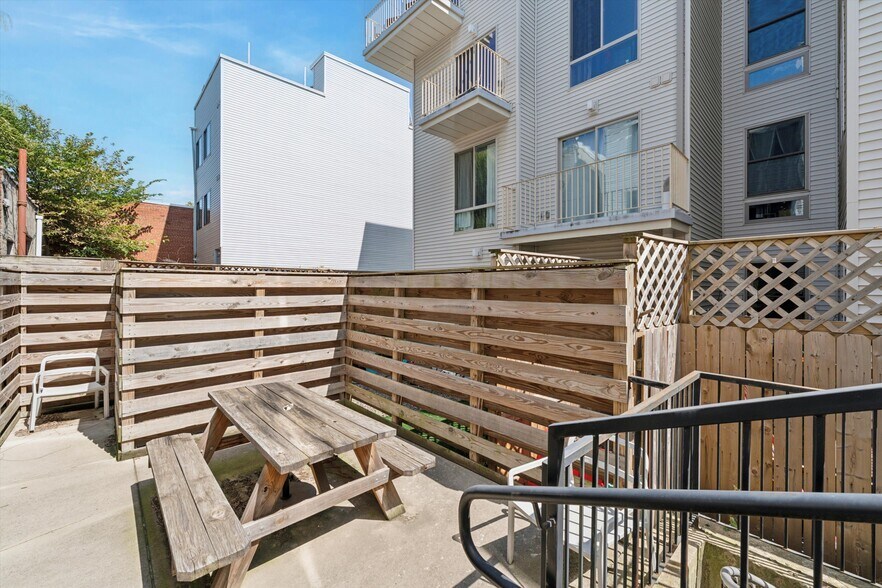 More Photos Of 1225 N 7th St, Philadelphia Office For Lease