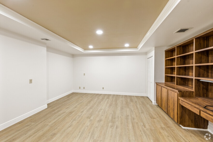More Photos Of 2501 W Hillsboro Blvd, Deerfield Beach Office For Sale