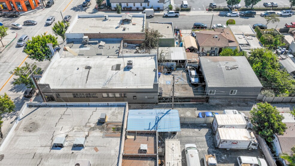 More Photos Of 8415 State St, South Gate Storefront For Sale