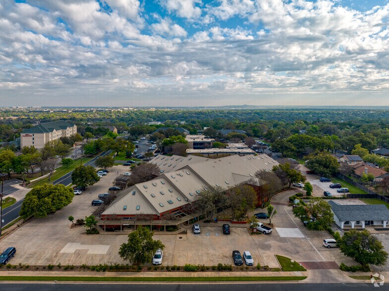 More Photos Of 11615 Angus Rd, Austin Office For Lease