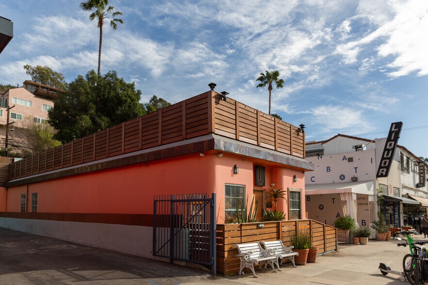 Primary Photo Of 1626 Silver Lake Blvd, Los Angeles Freestanding For Lease