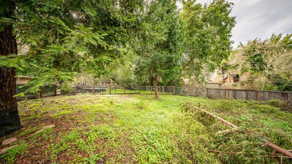 More Photos Of 567 San Geronimo Valley Dr, San Geronimo Apartments For Sale