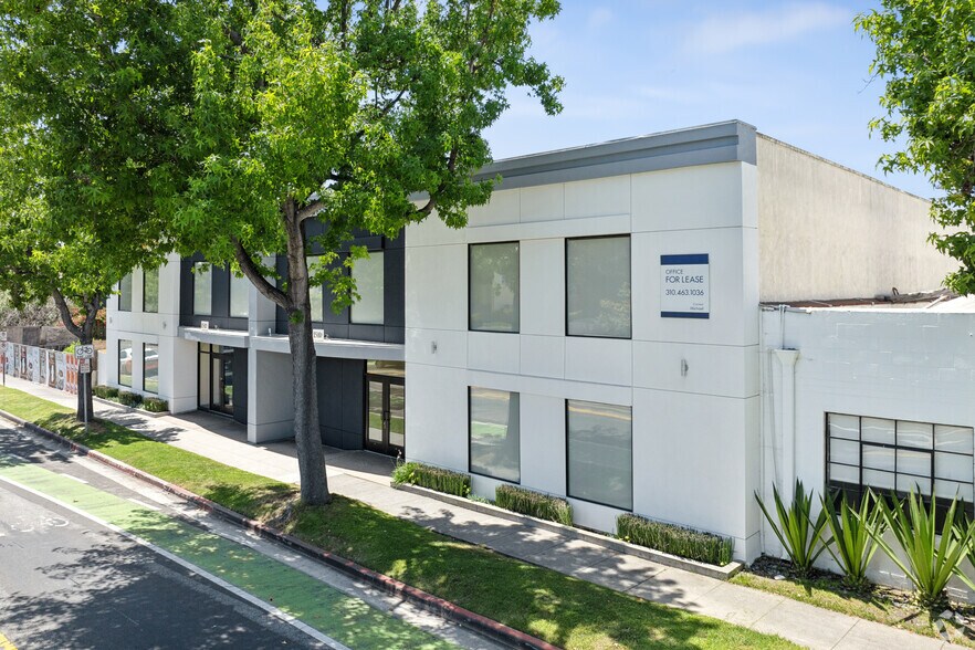 More Photos Of 1510-1512 11th St, Santa Monica Telecom Hotel Data Hosting For Lease