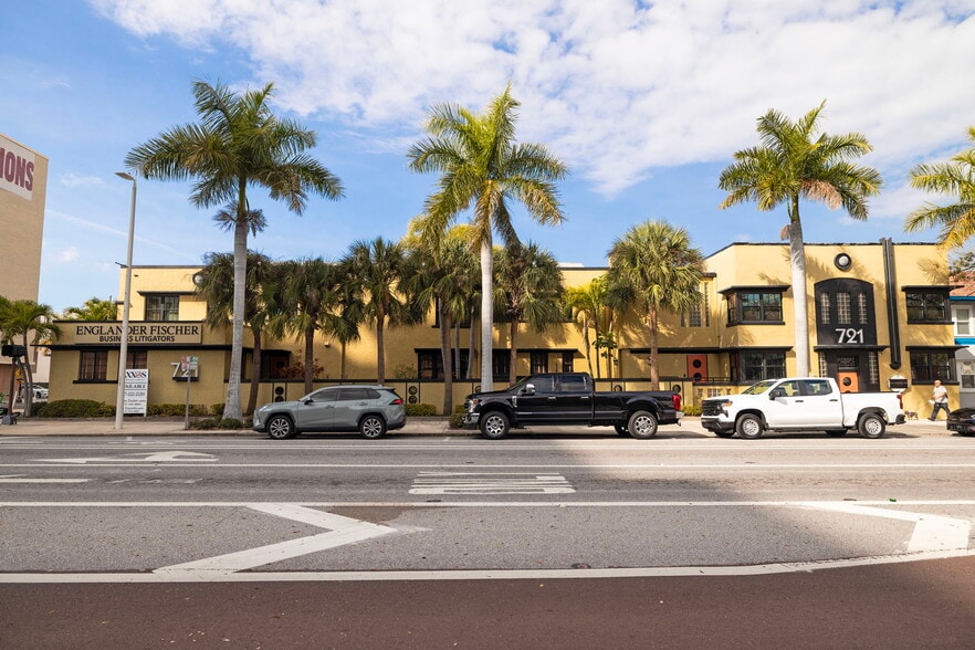 More Photos Of 721 1st Ave N, Saint Petersburg Office For Sale