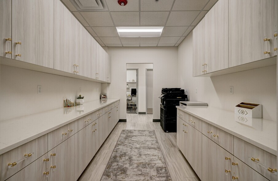 More Photos Of 3110 N Interstate Dr, Norman Office For Lease