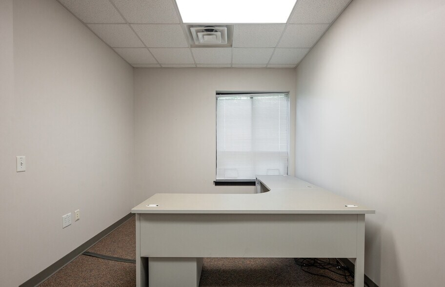 More Photos Of 610 Jones Ferry Rd, Carrboro Medical For Sale