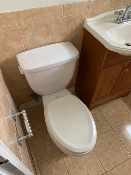 More Photos Of 111 E Uhler Ave, Alexandria Apartments For Sale