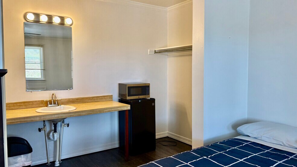 More Photos Of 9097 Allentown Blvd, Grantville Apartments For Sale