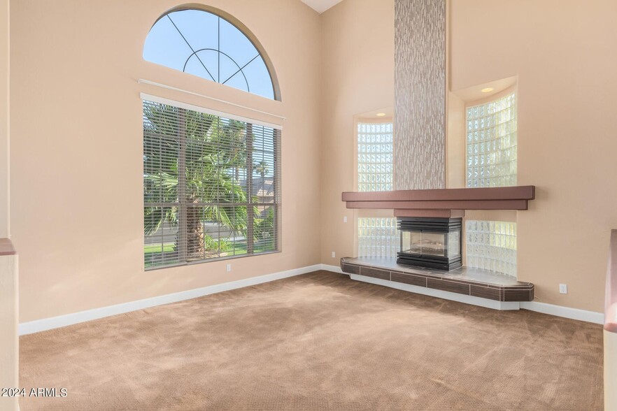 More Photos Of 1330 E Lynx Way, Chandler Specialty For Sale