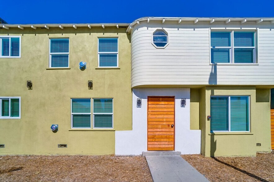 Primary Photo Of 1940 Chestnut Ave, Long Beach Apartments For Sale