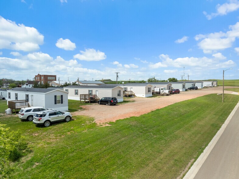 More Photos Of 302 Delaney St, Alexander Manufactured Housing Mobile Home Park For Sale