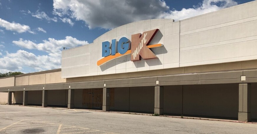 More Photos Of 7836 State Ave, Kansas City Freestanding For Lease