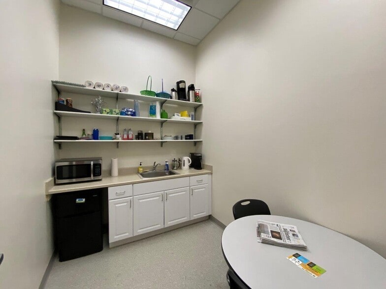 More Photos Of 700 22nd Ave S, Brookings Unknown For Lease