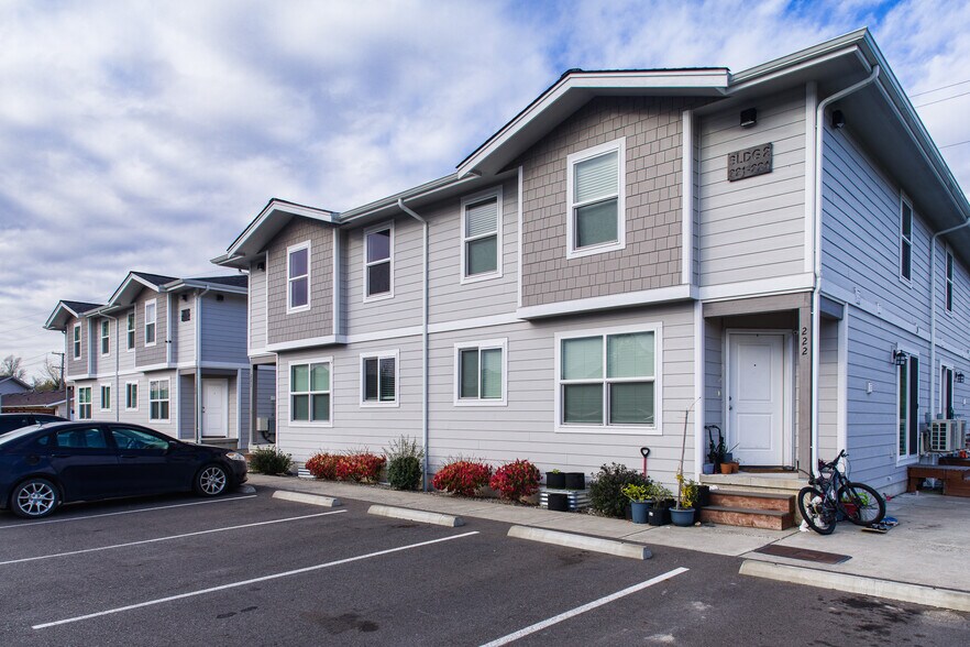 Primary Photo Of 1205 Boon St, Sumas Apartments For Sale