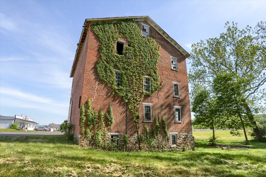 More Photos Of 1209 Mill Rd, Selinsgrove Industrial For Sale
