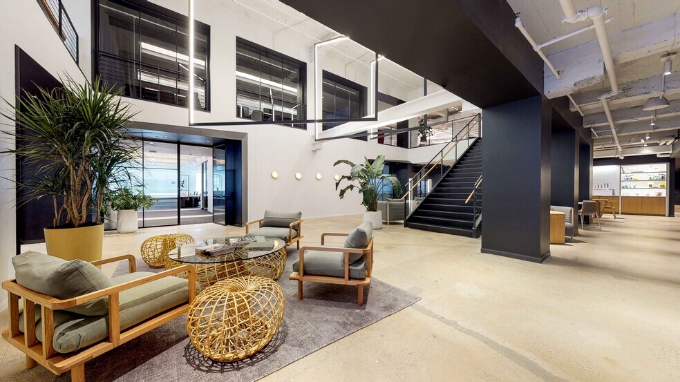 More Photos Of 530 Fifth Ave, New York Office For Lease