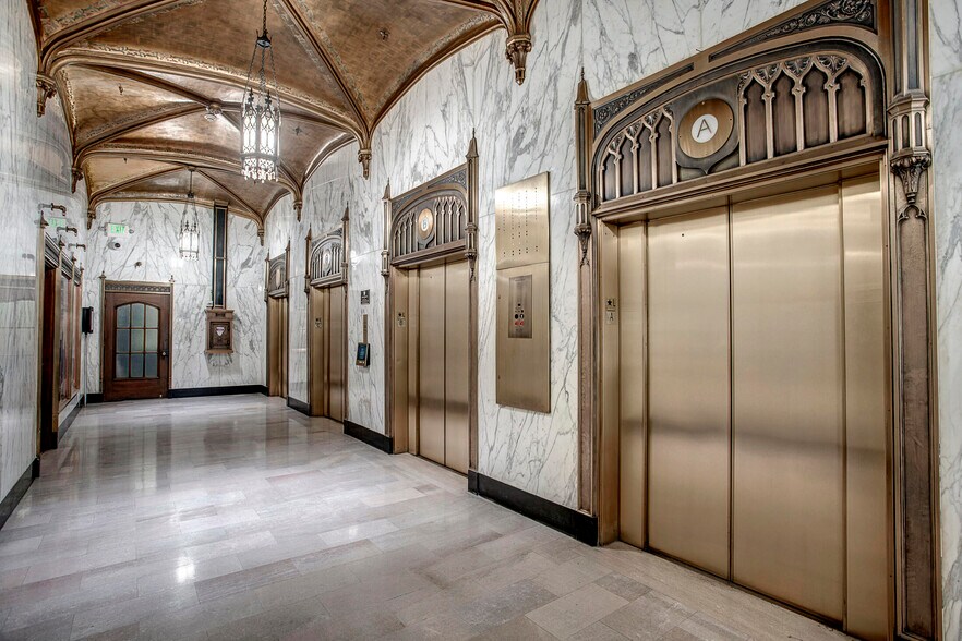 More Photos Of 1424 4th Ave, Seattle Office For Lease