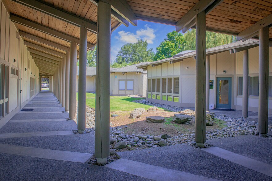 More Photos Of 12911 120th Ave NE, Kirkland Medical For Lease