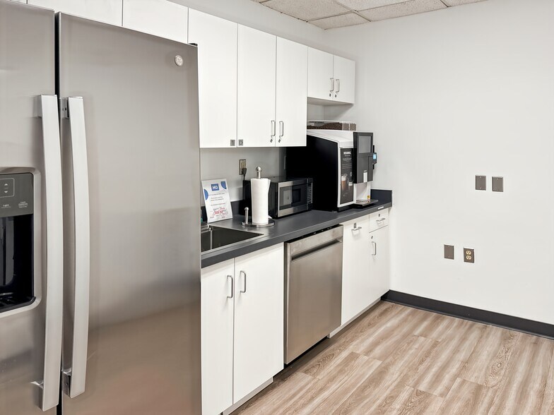 More Photos Of 10230 New Hampshire Ave, Silver Spring Coworking Space