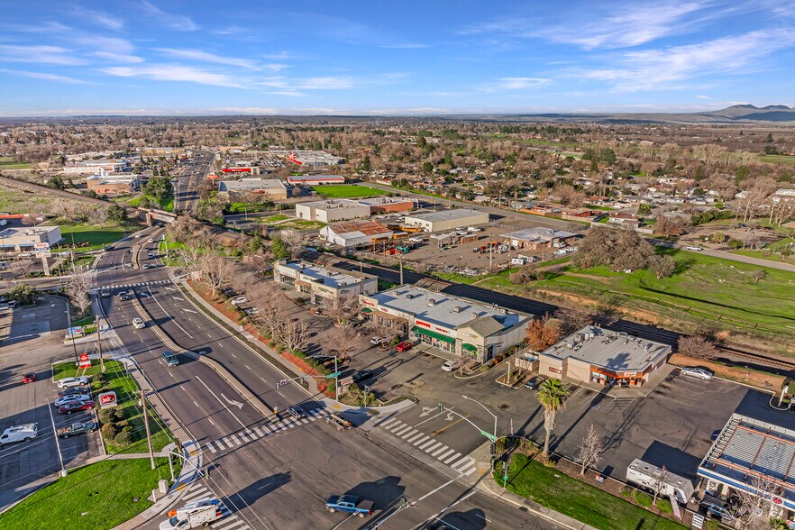 More Photos Of 1060 S Main St, Red Bluff Unknown For Lease