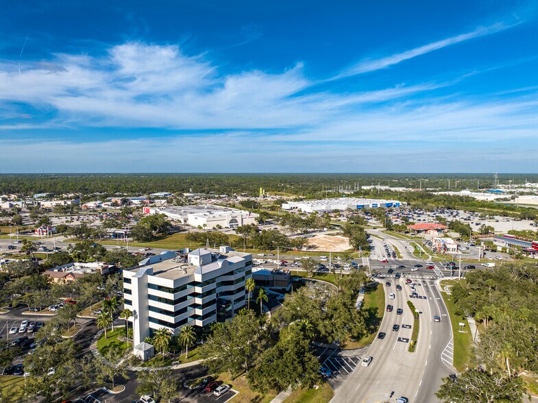 More Photos Of 18501 Murdock Cir, Port Charlotte Medical For Lease