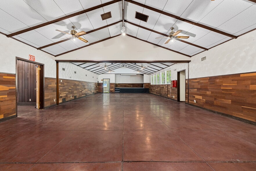 More Photos Of , Willits Unknown For Sale