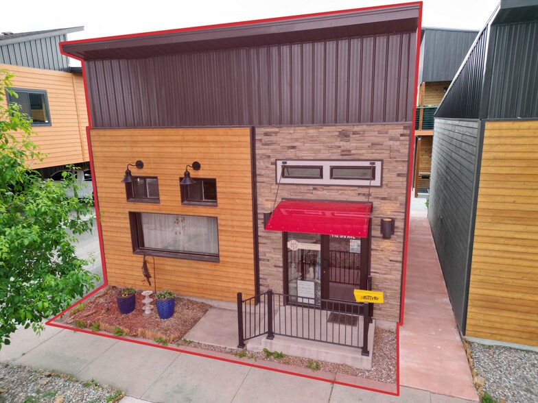 Primary Photo Of 112 3rd Ave, Laurel Storefront Retail Office For Sale