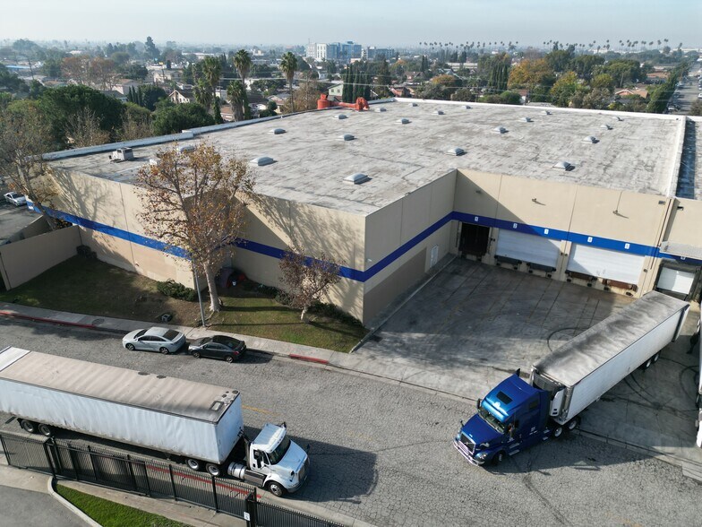 More Photos Of 6801 Wilson Ave, Huntington Park Warehouse For Lease