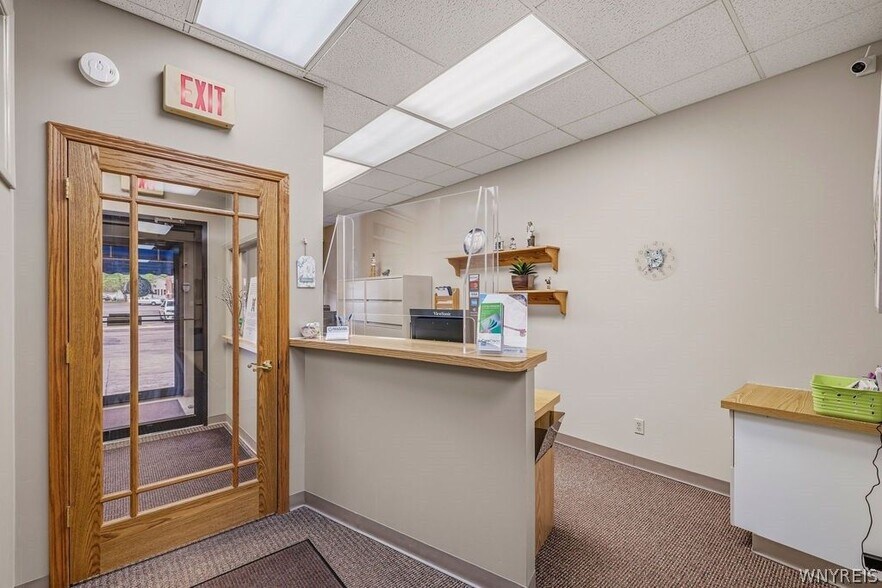 More Photos Of 259 Young St, Wilson Storefront Retail Residential For Sale