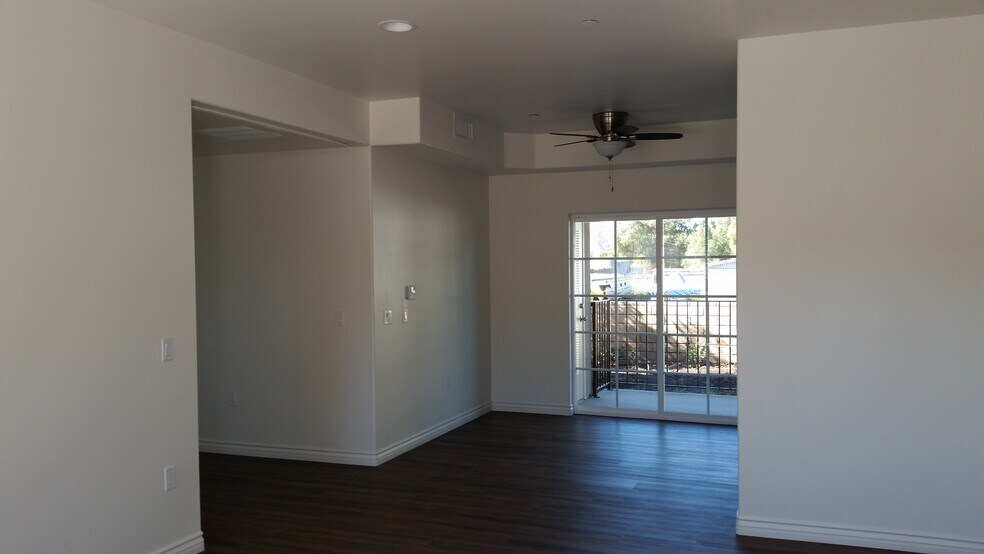 More Photos Of 1378-1380 Patricia Ave, Simi Valley Apartments For Sale