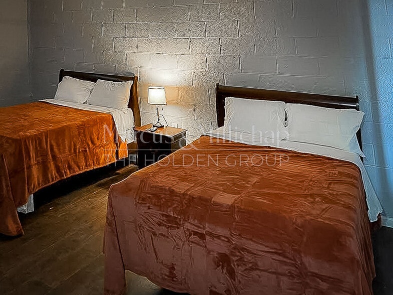 More Photos Of 1636 N Boulder Hwy, Henderson Hotel For Sale