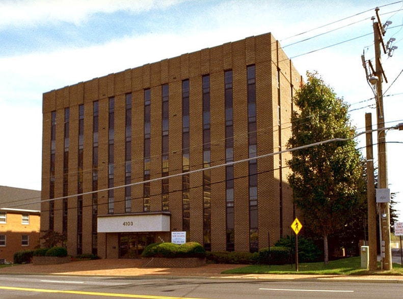 More Photos Of 4103 Chain Bridge Rd, Fairfax Office For Lease