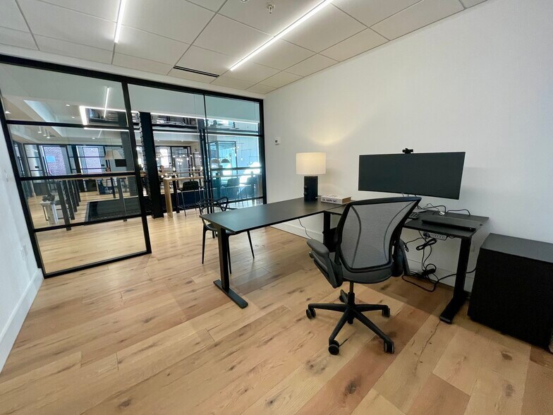 More Photos Of 1763 Columbia Rd NW, Washington Loft Creative Space For Lease