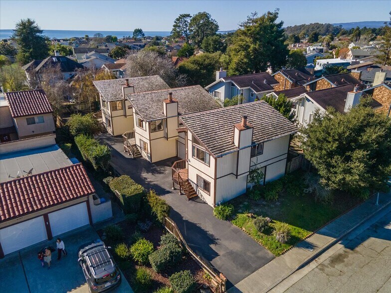 More Photos Of 2122 Penasquitas Dr, Aptos Apartments For Sale
