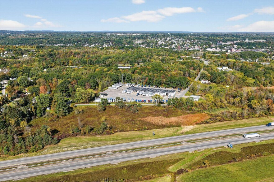 More Photos Of 42 Verbraska Ave, Amsterdam Distribution For Sale