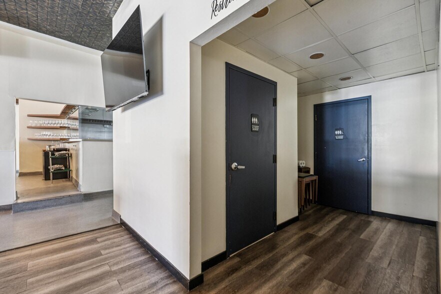 More Photos Of 2525-2533 Ocean Ave, San Francisco Storefront Retail Office For Sale