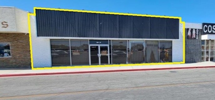 More Photos Of 953 E Sahara Ave, Las Vegas Storefront For Lease