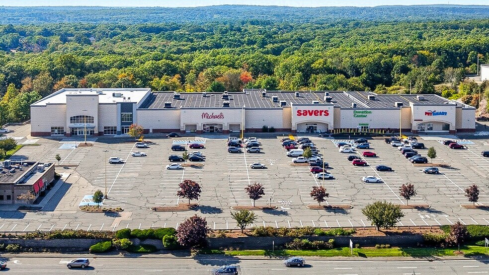 More Photos Of 1385 S Washington St, North Attleboro Storefront For Lease