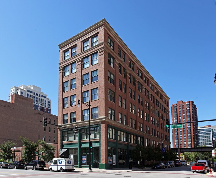 More Photos Of 900 S Wabash Ave, Chicago Apartments For Lease