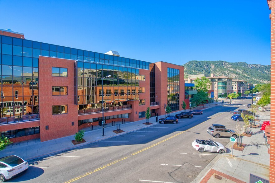 More Photos Of 1033-1037 Walnut St, Boulder Loft Creative Space For Lease