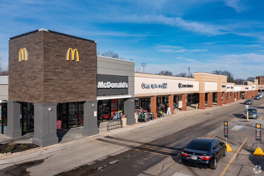 More Photos Of 3800-3838 Paxton Ave, Cincinnati Unknown For Lease